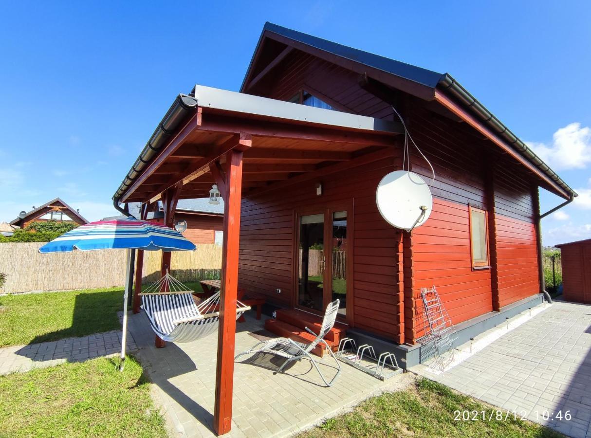 Przytulny Domek ดาร์โวโว ภายนอก รูปภาพ